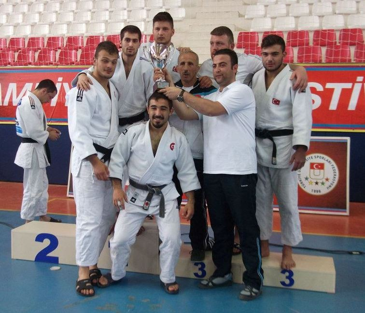 Omü Judo Şampiyonu Oldu