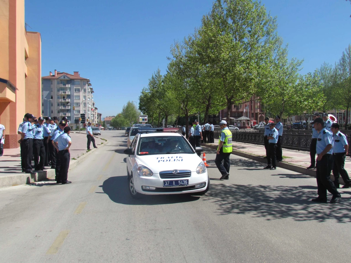 Pmyo Öğrencilerine Uygulamalı Trafik Eğitimi