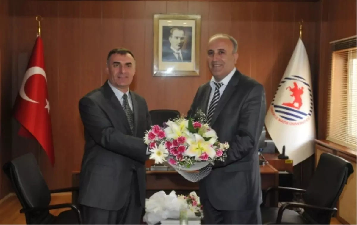 Prof. Dr. Orhan Kurt, Omü Ziraat Fakültesi Dekanlığı'na Atandı