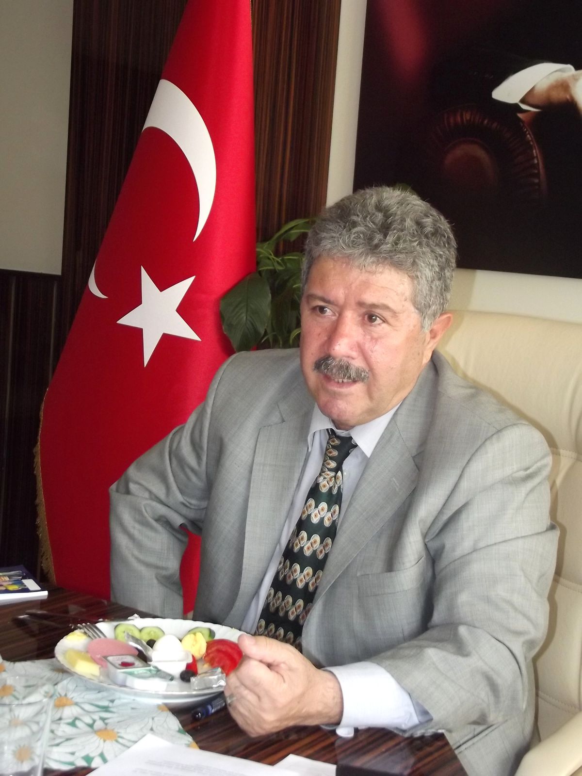 Sgk Müdürü Poyraz; 'Kayıt Dışı, Kaçak ve Haksız Rekabeti Önlemeye Çalışıyoruz'