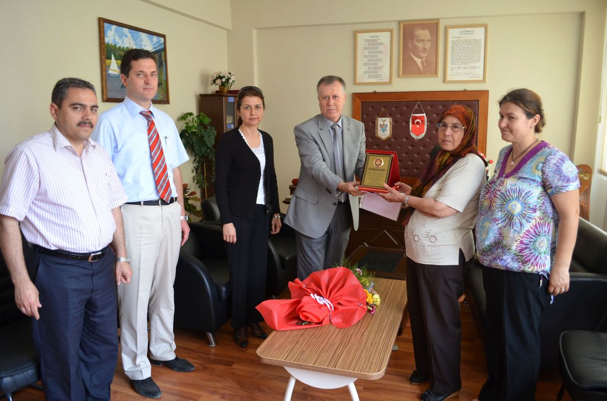 Sökeli Hayırsever Samime Aşık\'tan Eğitime Katkı