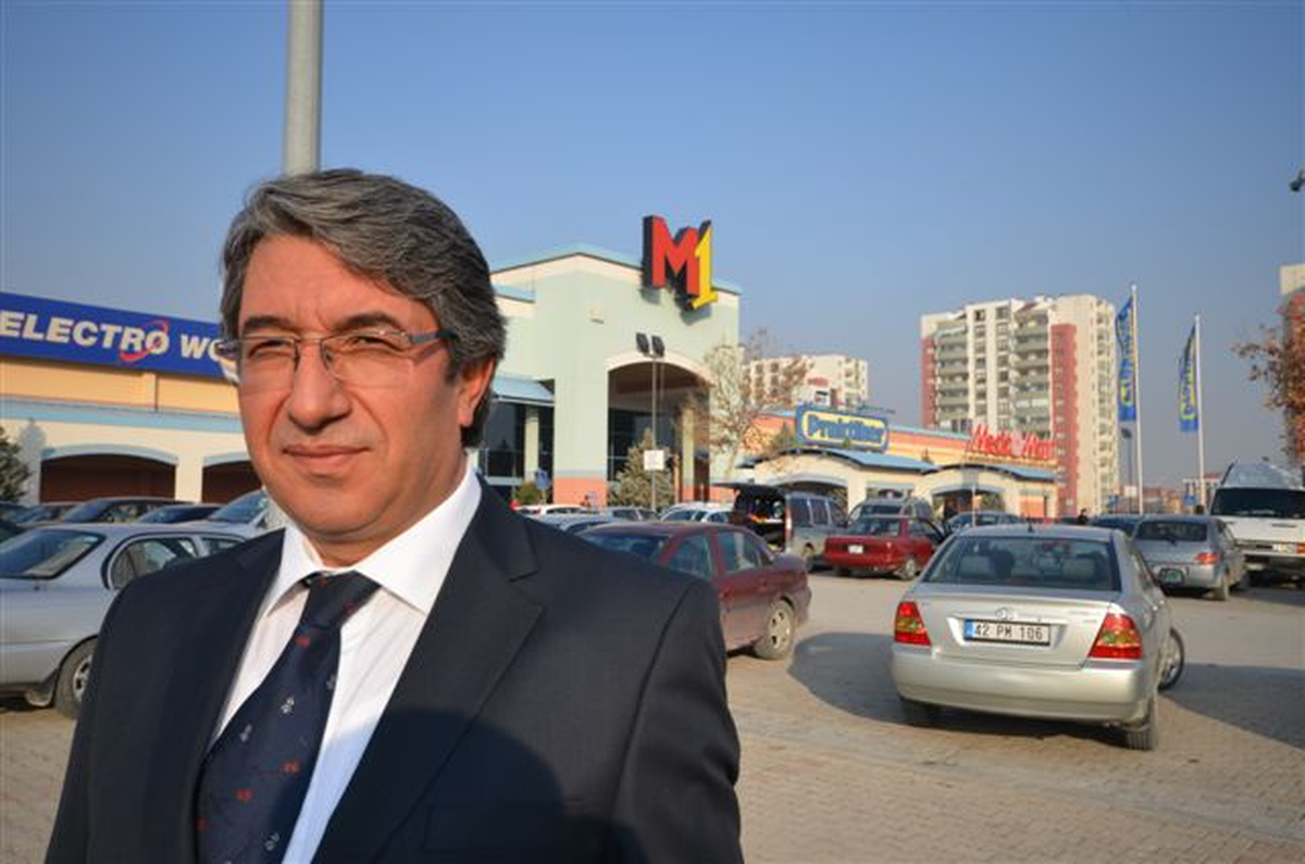 Sürprizler Hayatın Merkezi\'nde