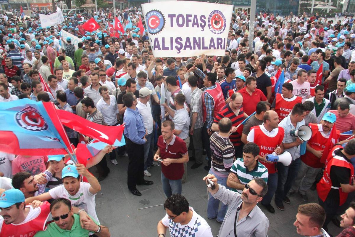 Türk Metal Sendikası Greve Gidiyor