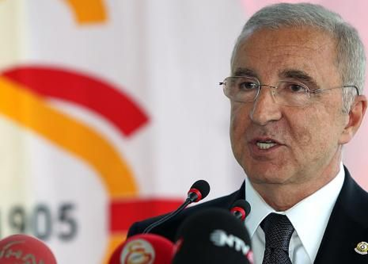 Ünal Aysal, Kadıköy\'e Gitmeyeceğini Açıkladı