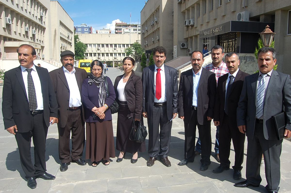 Yezidilerden Mahkemeye Toprak Başvurusu