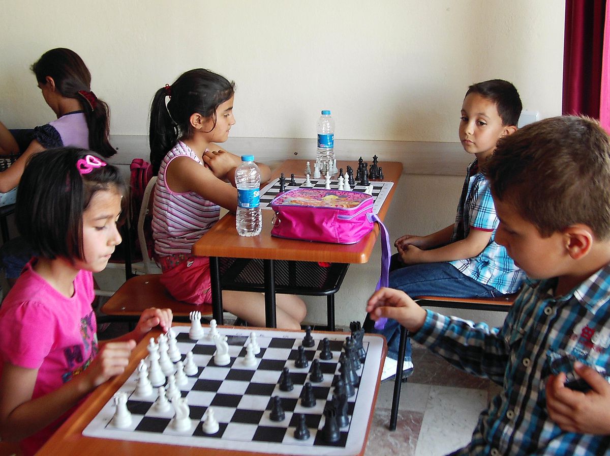 Aksulu Çocuklar İçin Satranç Turnuvası