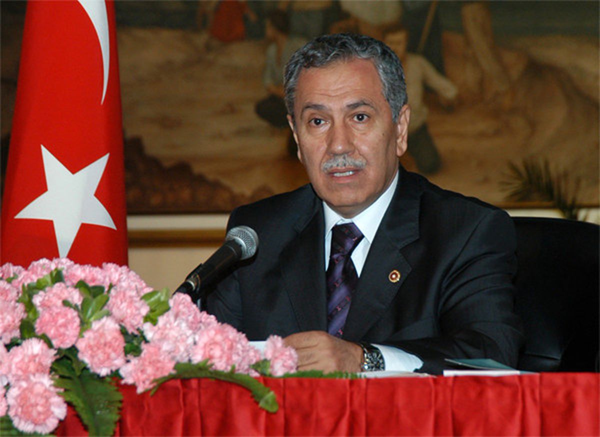 Arınç: Cehennemin Dibine Gitsinler