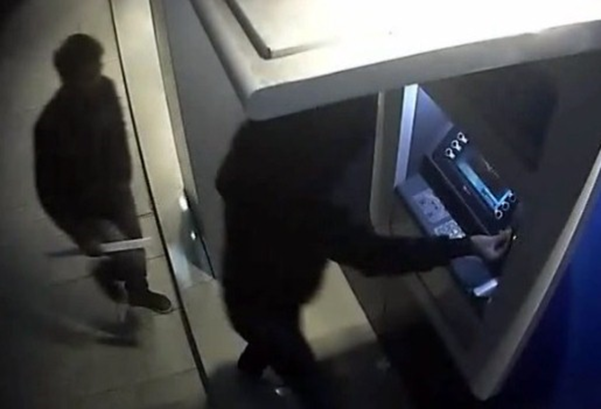 Atm Dolandırıcıları Yakalandı