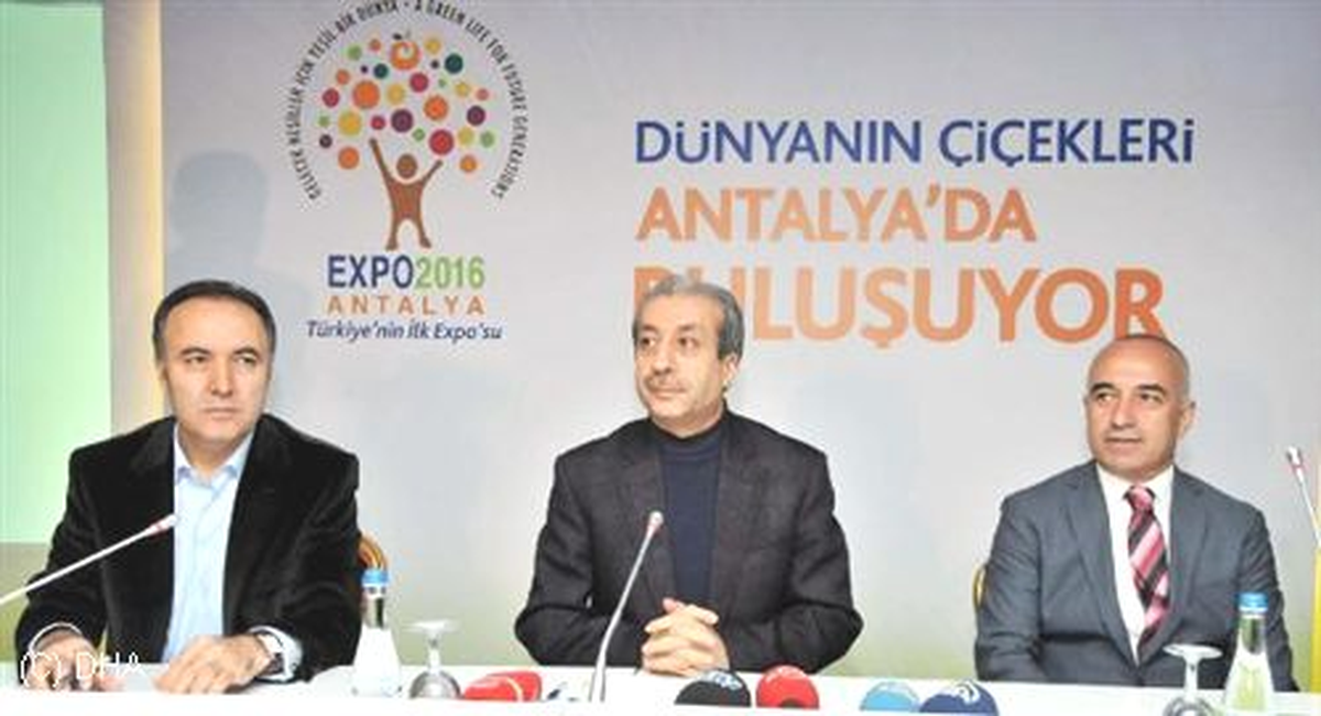 Bakan Eker Antalya\'da