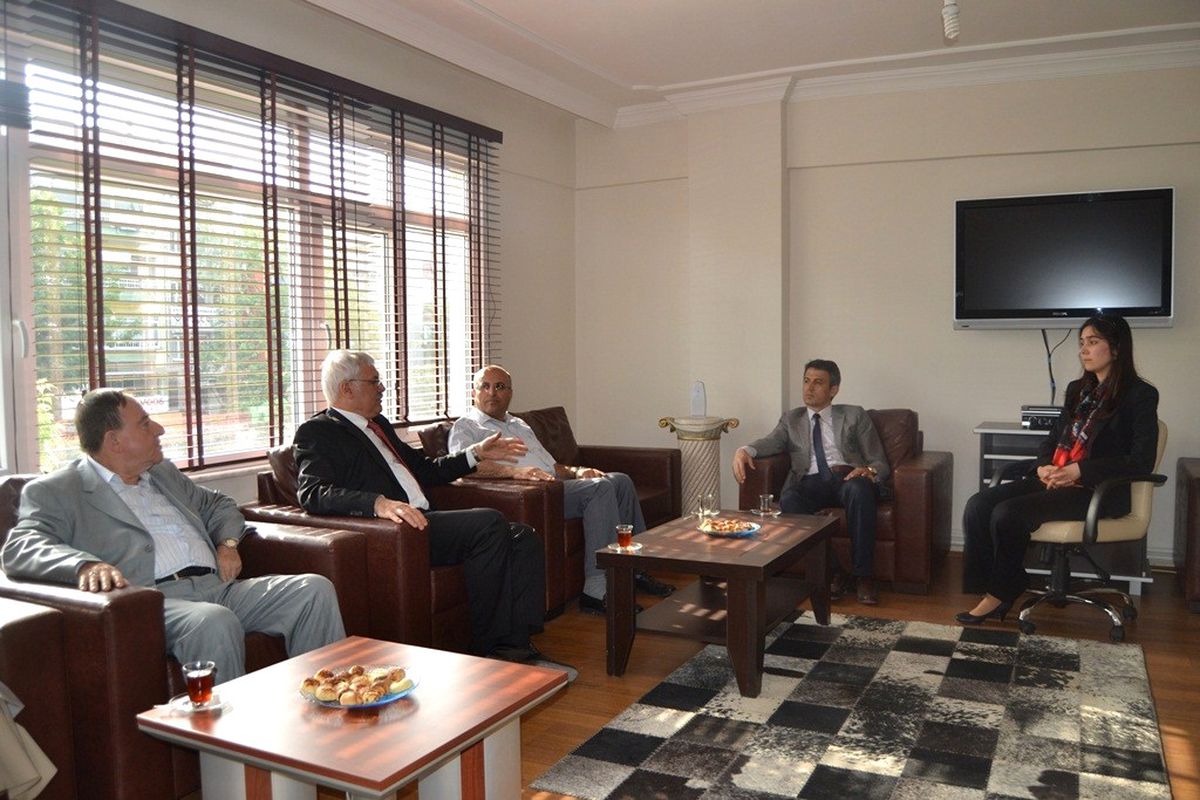 Başkan Ak, Çağlayan Hukukçular Derneğini Ziyaret Etti