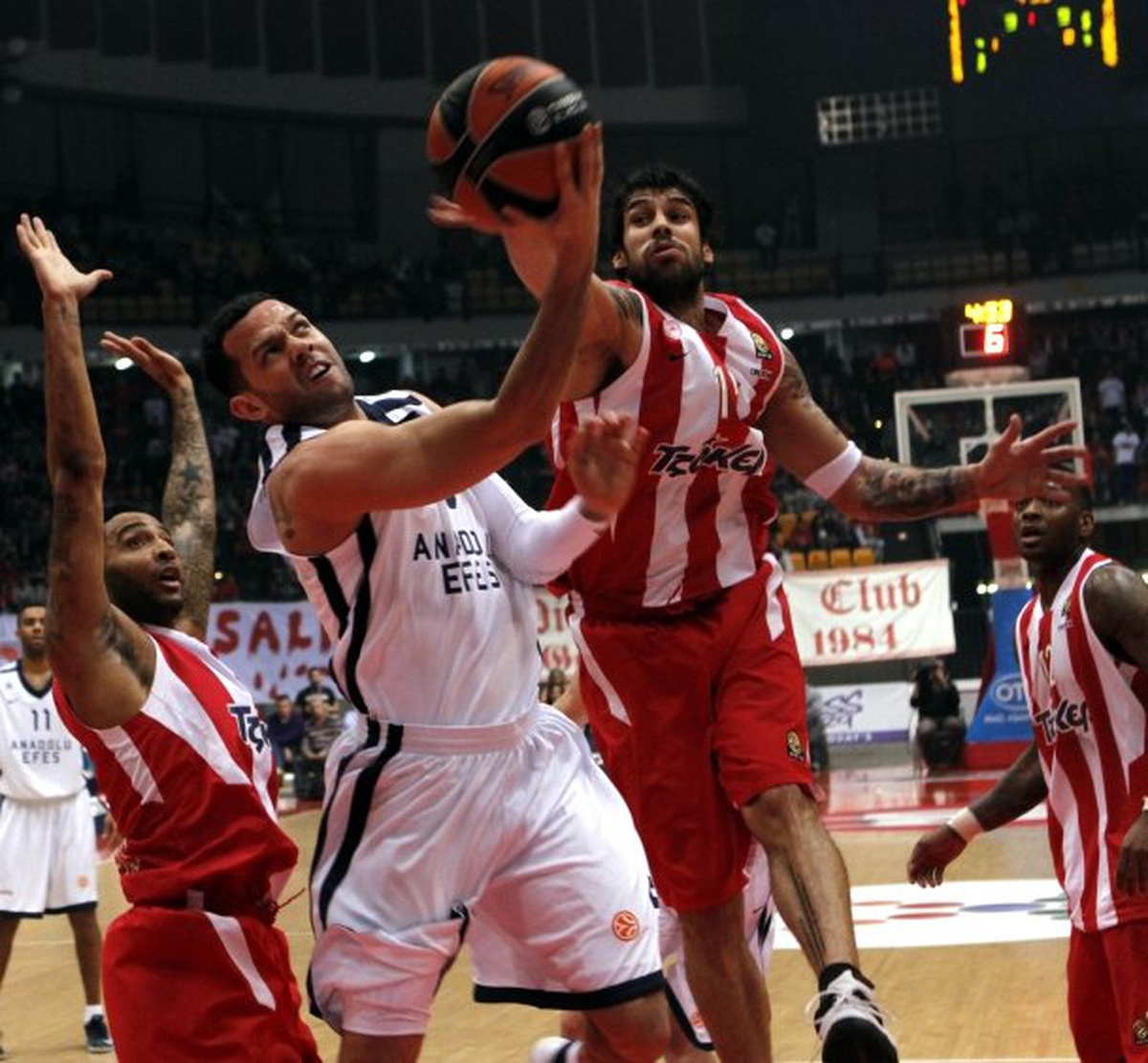 Basketbol THY Avrupa Ligi Dörtlü Final'ine Doğru