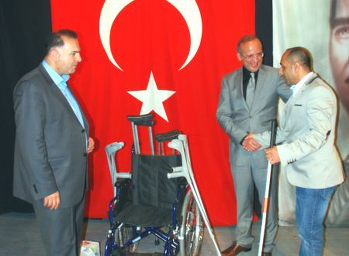 Bitlis\'te "Engelliler Çözüm Süreci" Konferansı