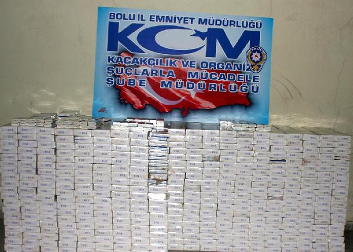 Bolu\'da, 22 Bin 660 Paket Kaçak Sigara Yakalandı