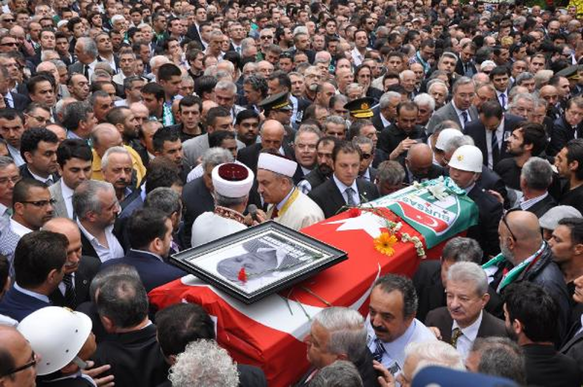 Bursa, İbrahim Yazıcı\'yı Uğurladı (3)