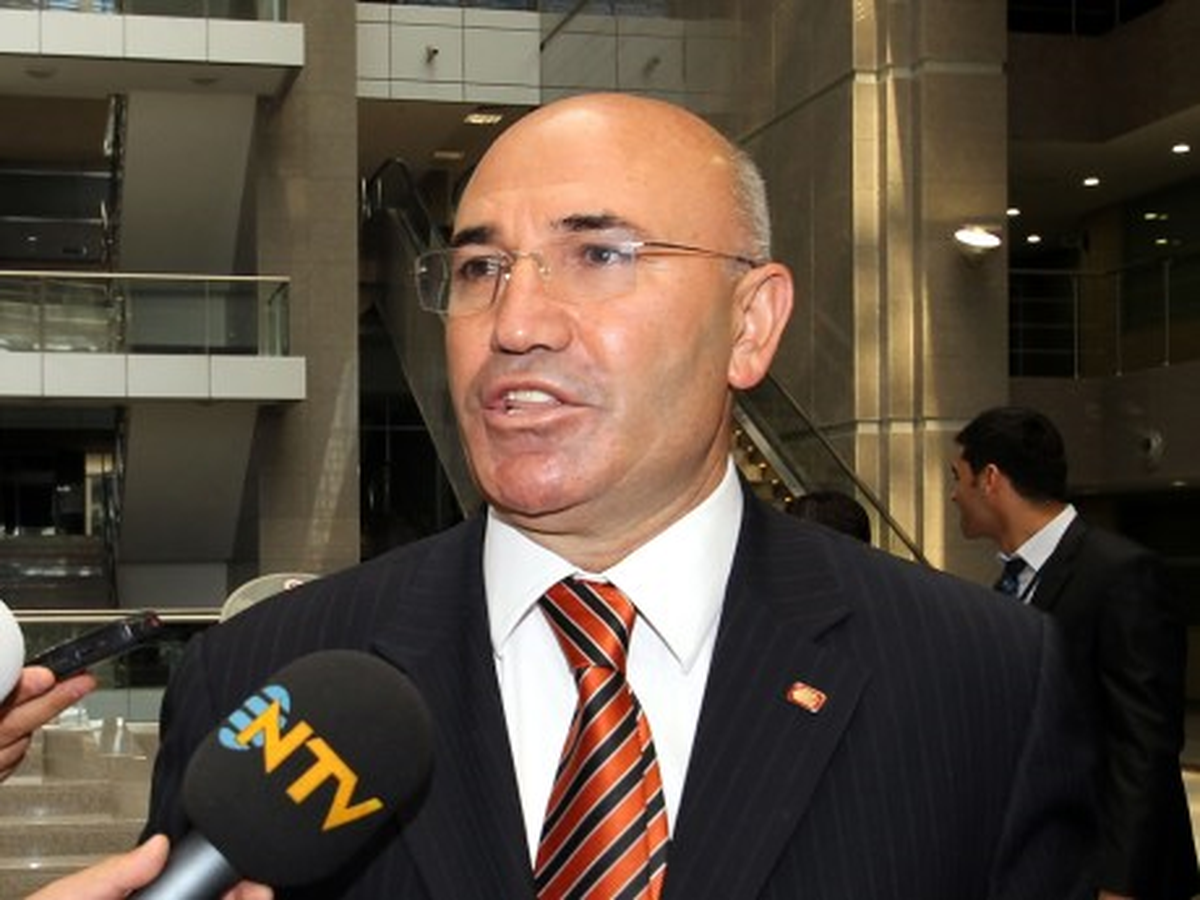 Chp\'li Tanal: Yurt Dışında Kimsenin Gösterdiği Bir İtibar Yok