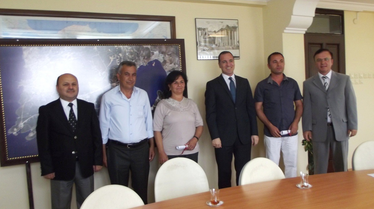 Didim'de 2/b Arazi Sahiplerinin Tapu Sevinci