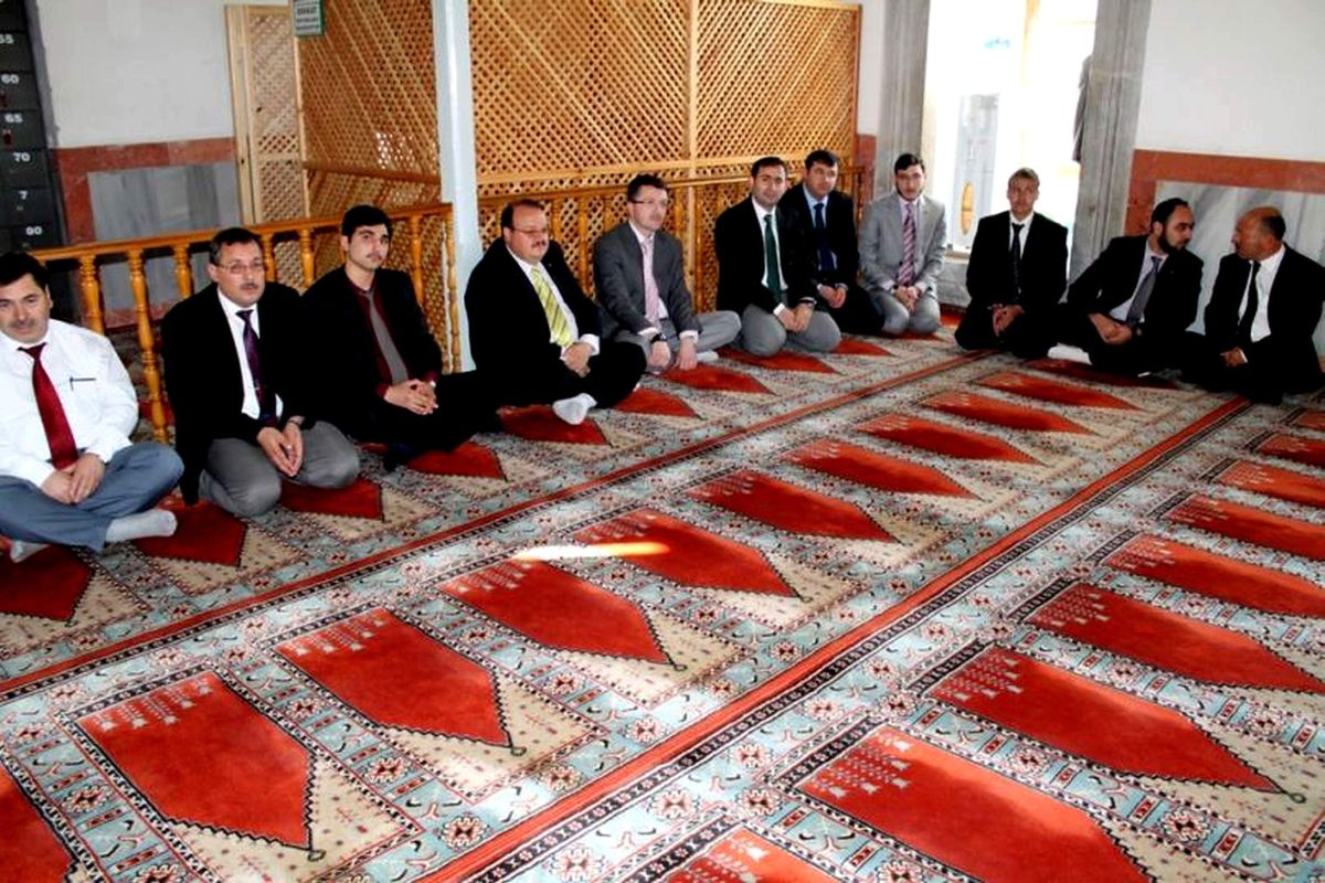 Din Görevlilerinden Kuran ve Ezan Ziyafeti