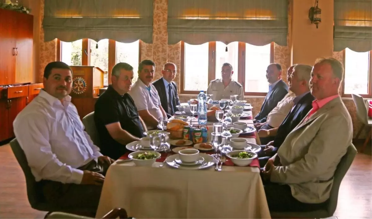 Düsiad'dan Komutana Ziyaret