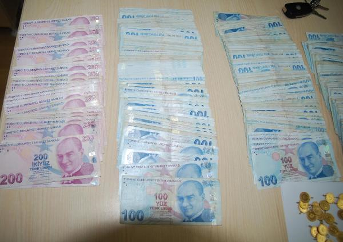 Eksik Gramajlı Çeyrek Altın Satan 4 Kişiye Suçüstü