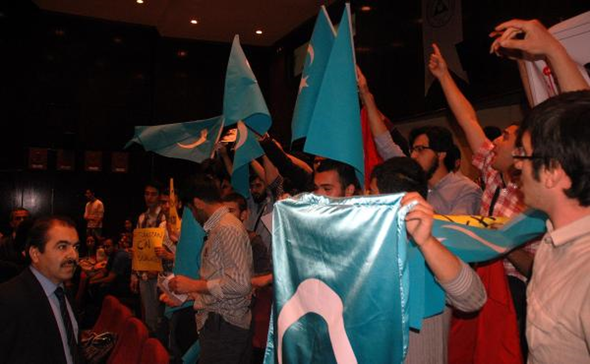 Erciyes Üniversitesi\'nde \'Çin Kültür Günü\' Etkinliğine Protesto
