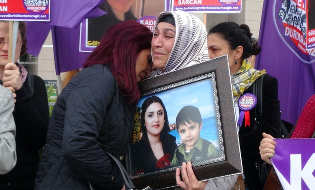 Eski Eşini Öldüren Sanığın Yargılanmasına Başlandı