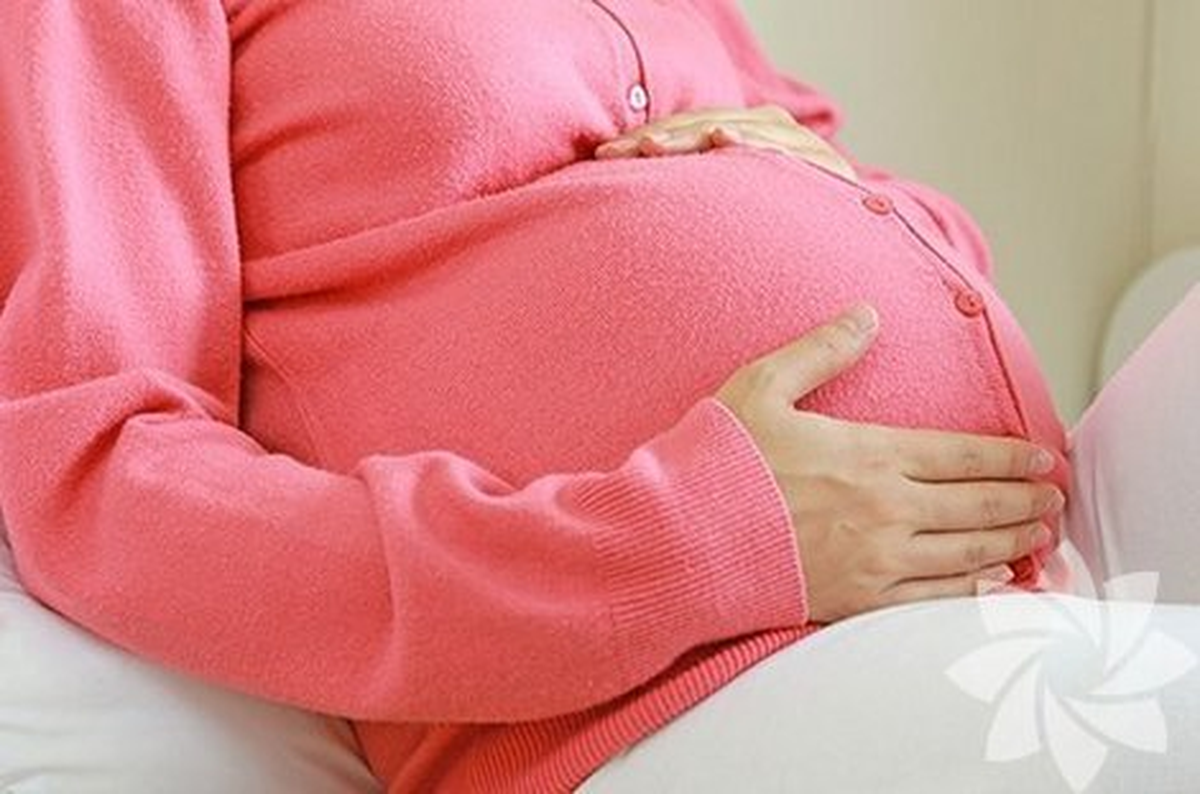 Evde Doğum Yapınca İkizlerini Kaybetti