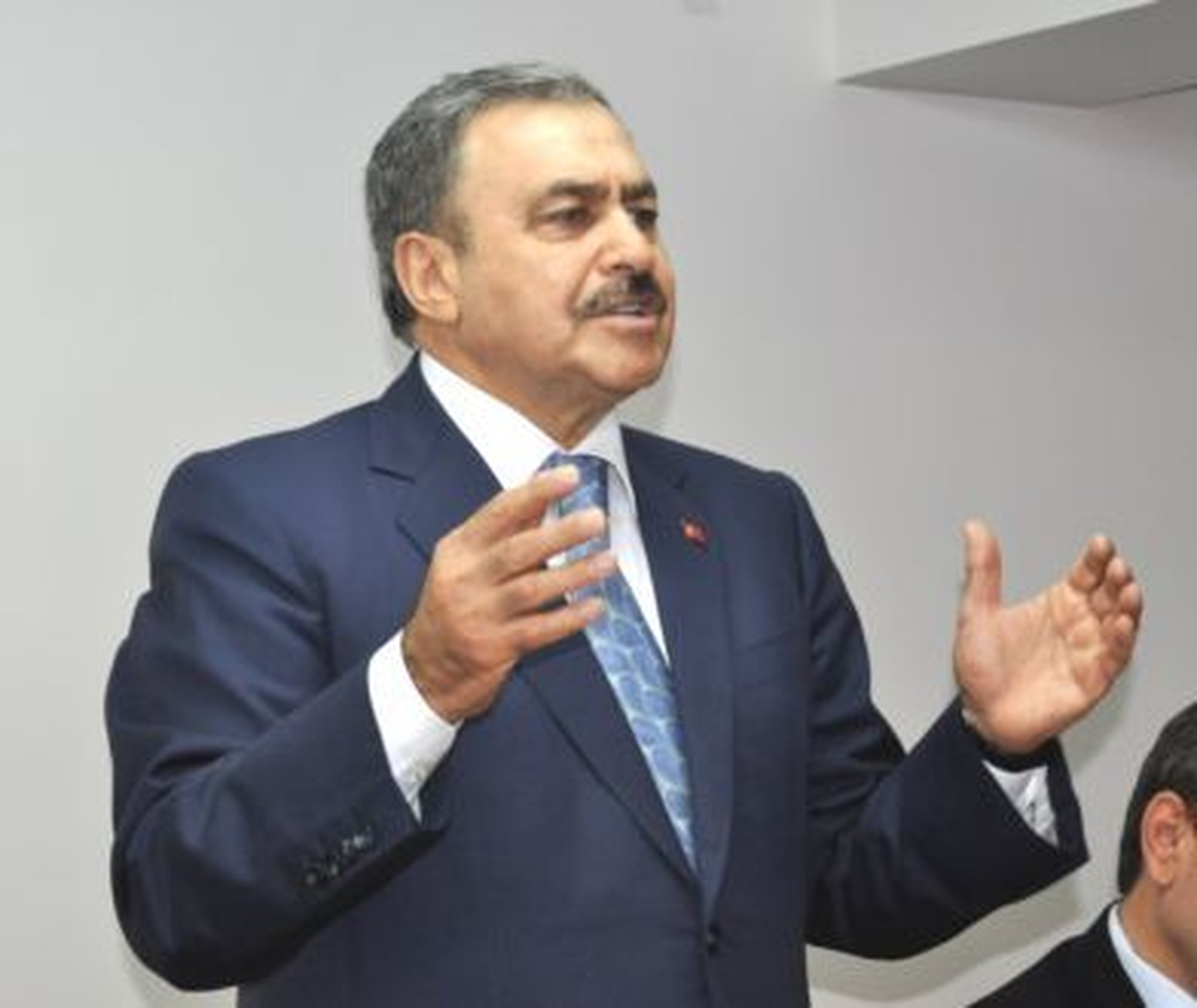 Orman ve Su İşleri Bakanı Eroğlu.'Şu Anda Hazinede 135 Milyar Dolar Döviz Var.'