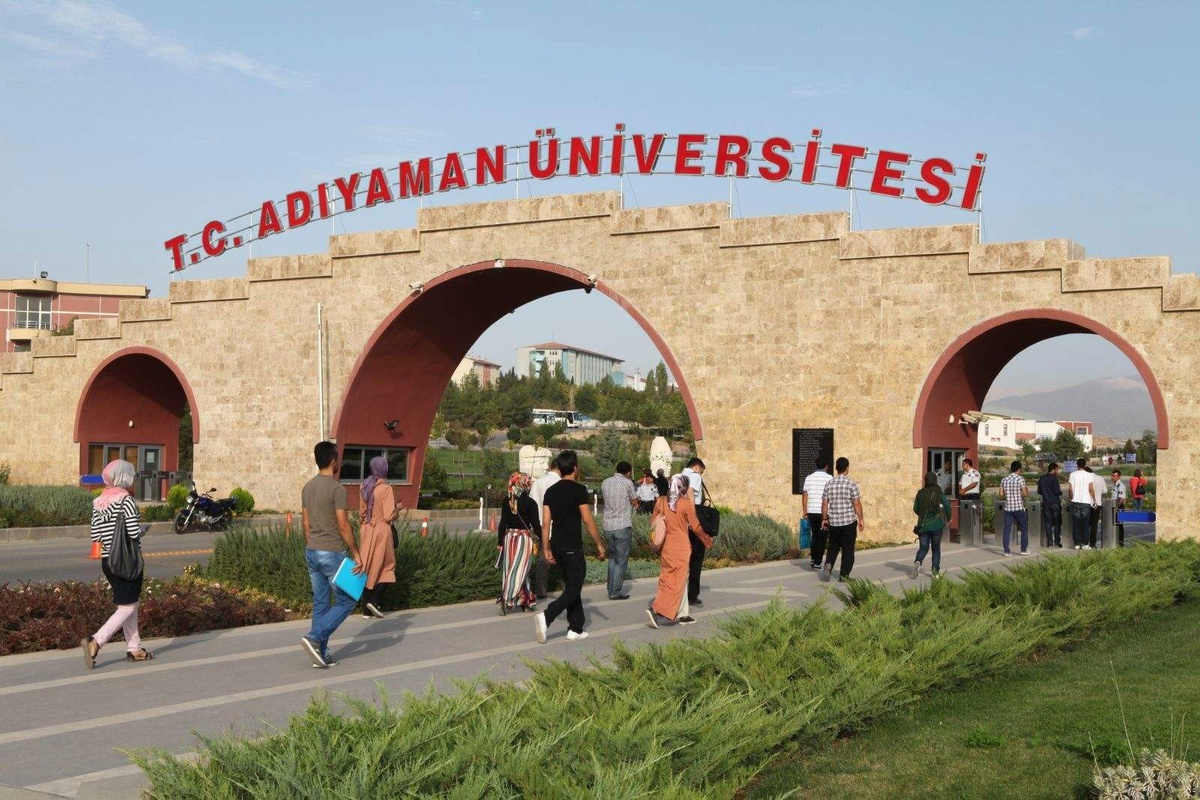 Patoloji Kadrosunun Yüzde 71'ine Adıyamanlı Öğrenciler Atandı