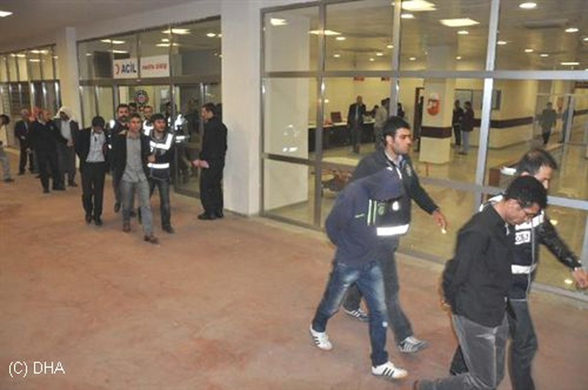Şafak Vakti Düzenlenen Operasyonda 14 Gözaltı