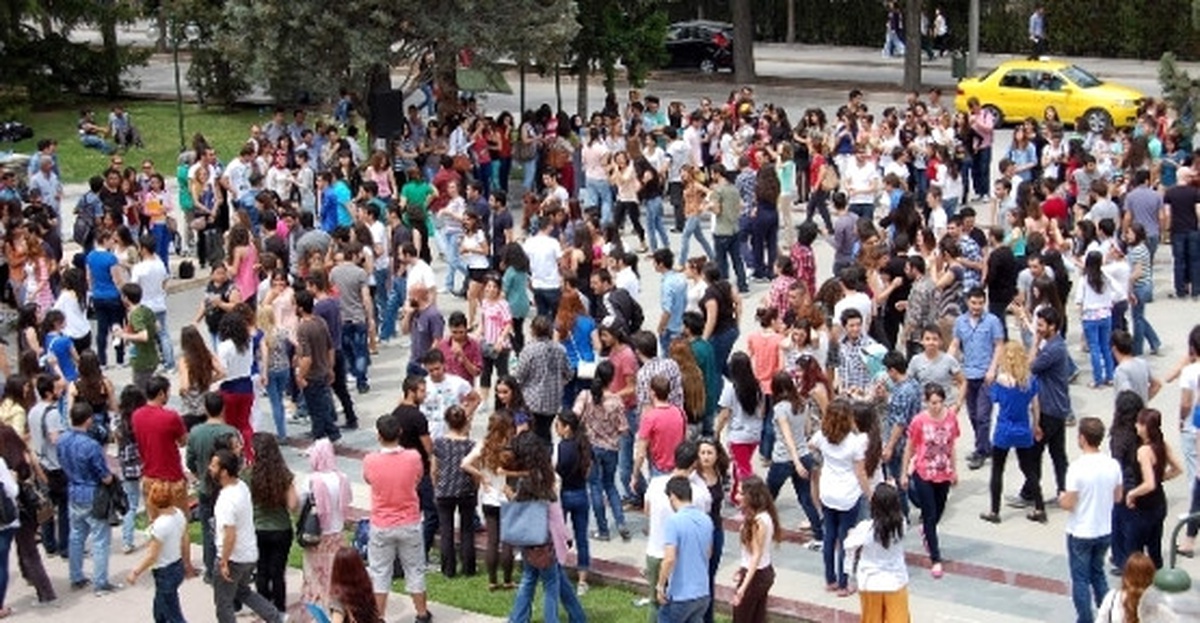 Şenlikte 250 Öğrenci Aynı Anda Dans Etti
