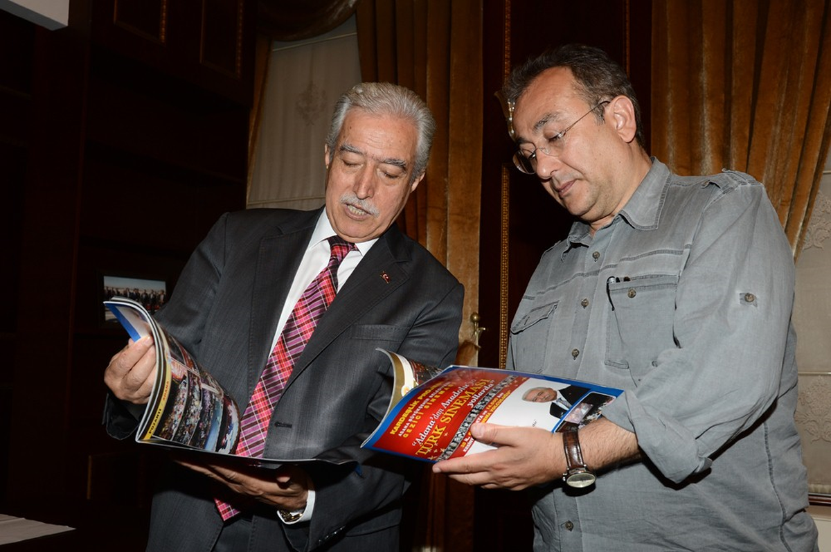 Tayfun Talipoğlu\'ndan Gezici Sinema Projesine Övgü