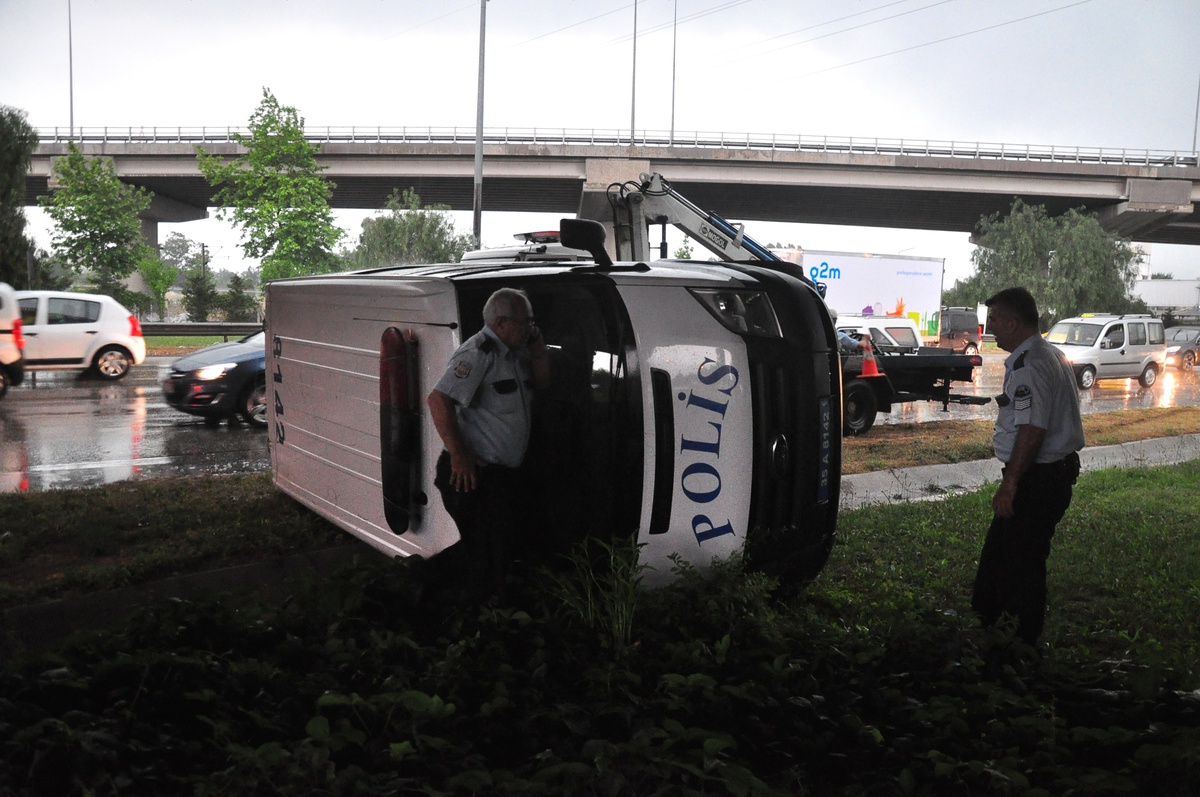 Trafik Magandası Polise Kaza Yaptırdı