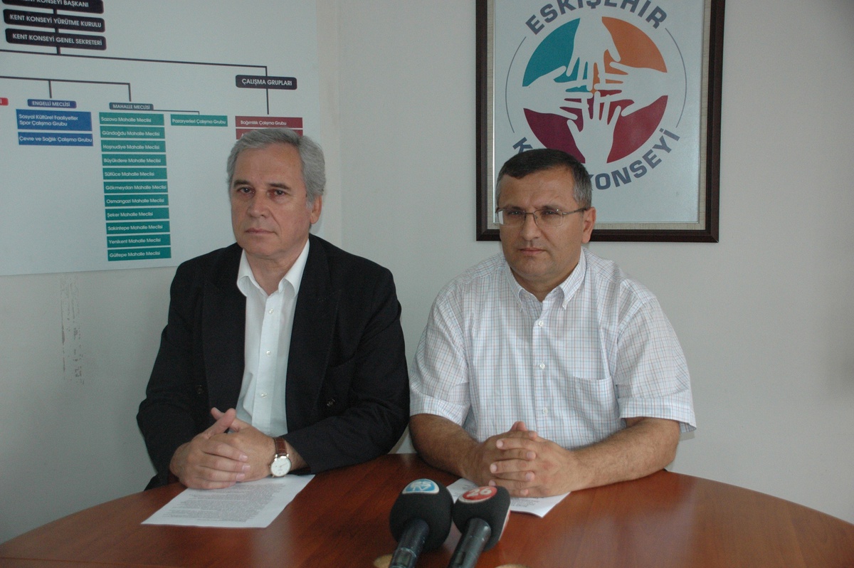 Atatürk Stadyumu Yeri Tartışması Sürüyor