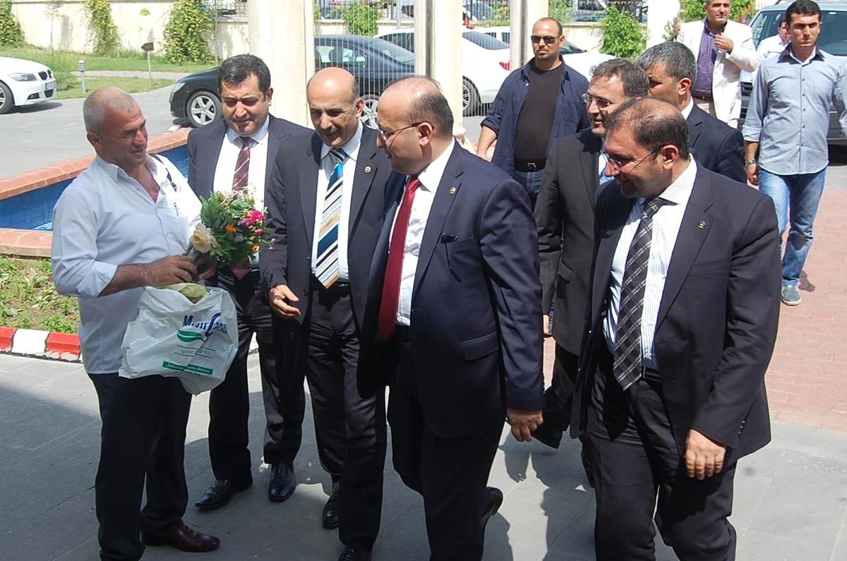 Başbakan Başdanışmanı Doç. Dr. Yalçın Akdoğan Batman\'da