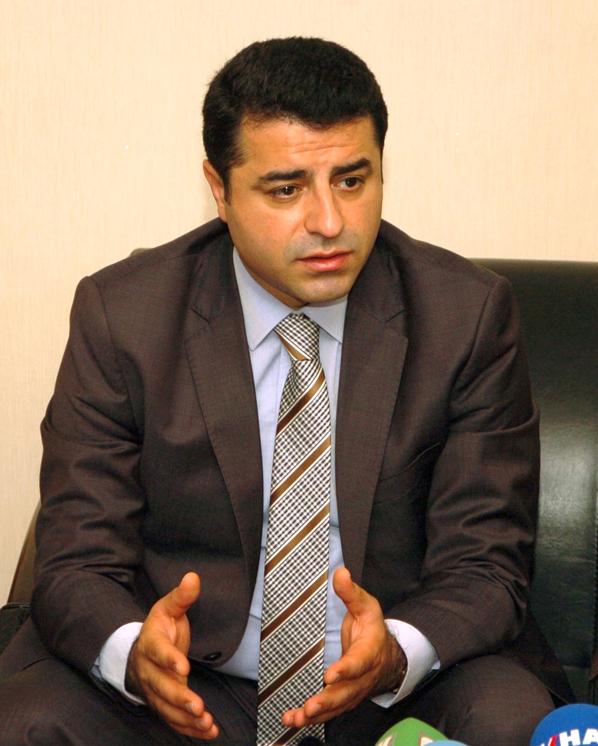 BDP Genel Başkanı Demirtaş, Cizre\'de."Biz Bu Ortamı Korumak ve Çözüme Kavuşturmak İçin Elimizden...
