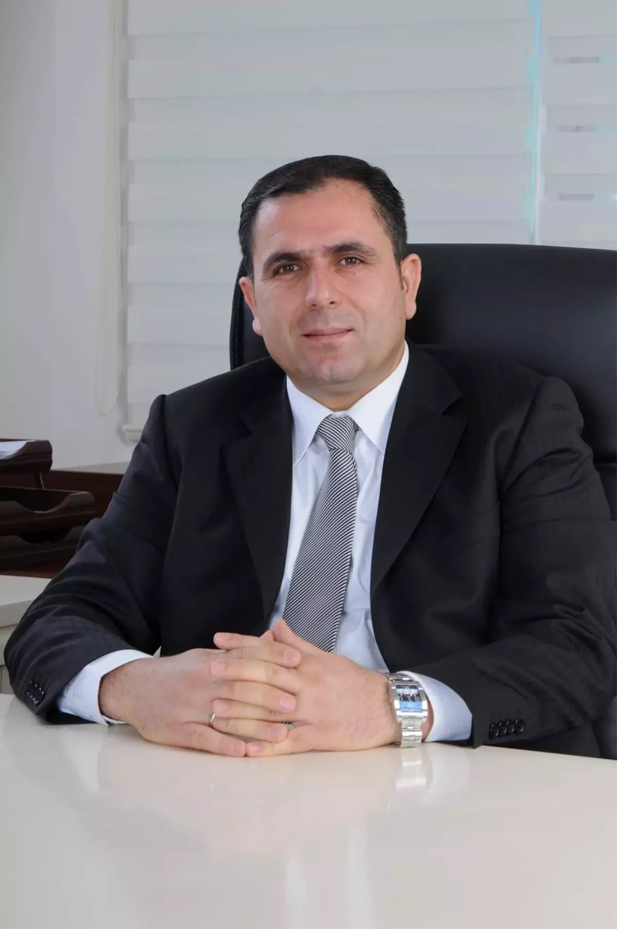 Borsa\'nın Adayı Ahmet Tiryakioglu