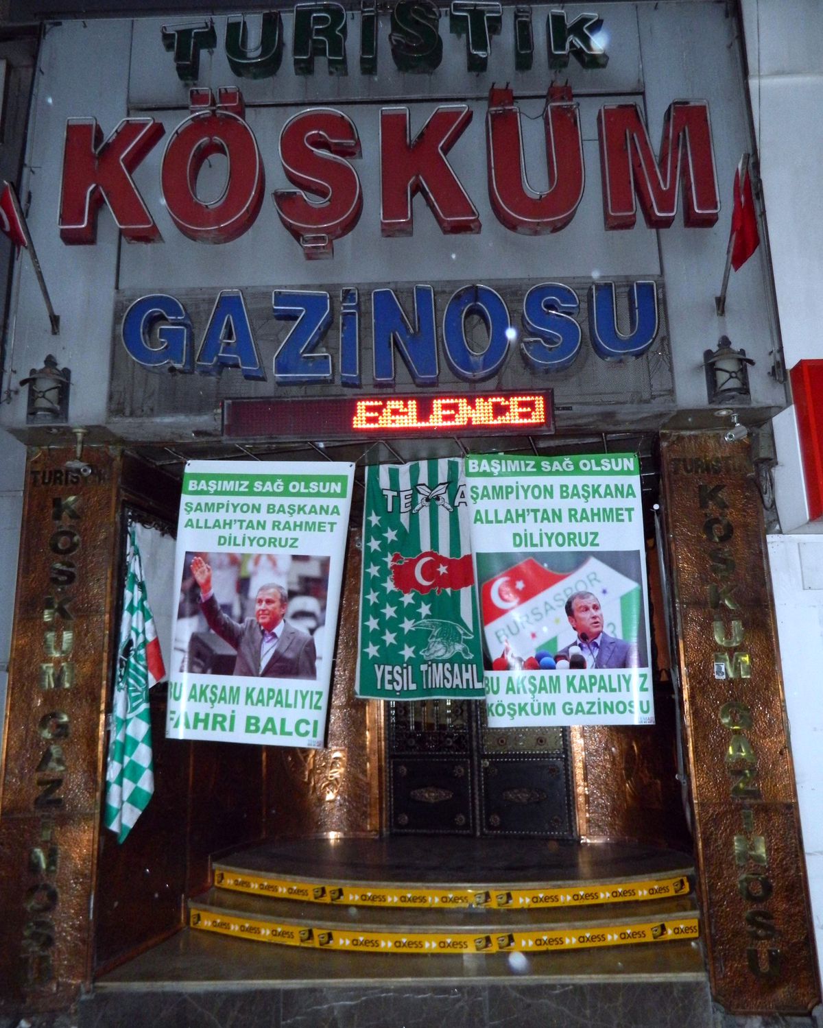 Bursa\'da Başkan İbrahim Yazıcı İçin Gazinolar Eğlenceye Ara Verdi