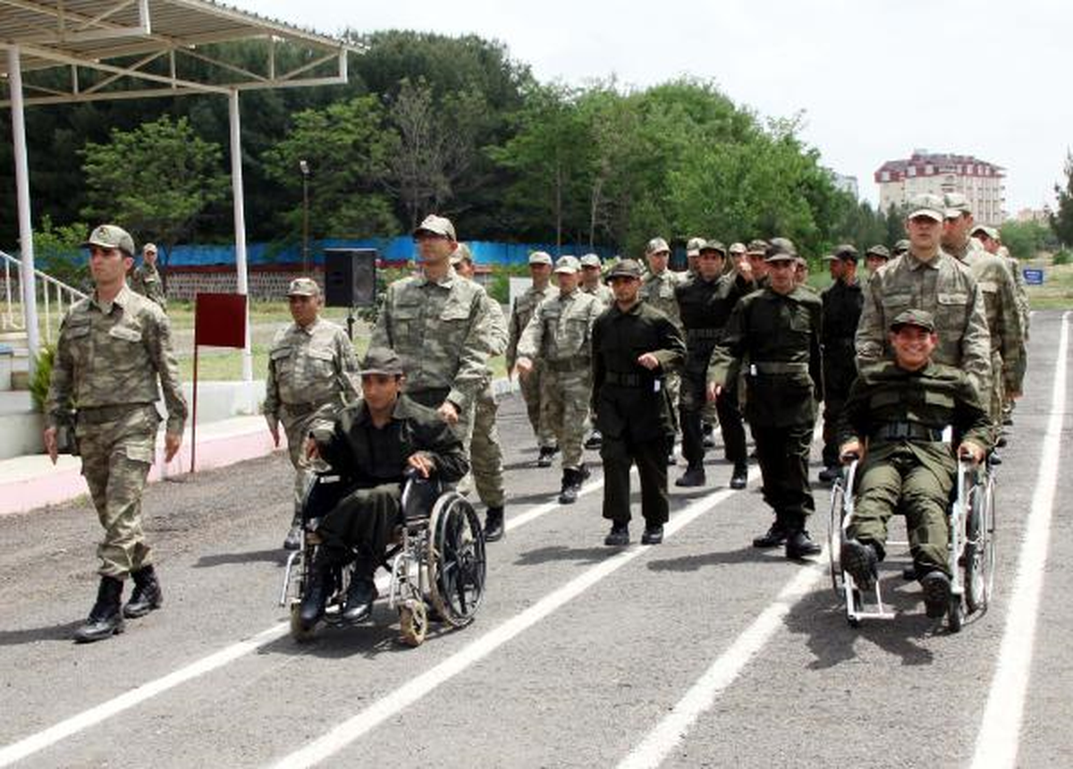 Engelliler 1 Gün Asker Oldu, Davul Zurnayla Yemin Etti