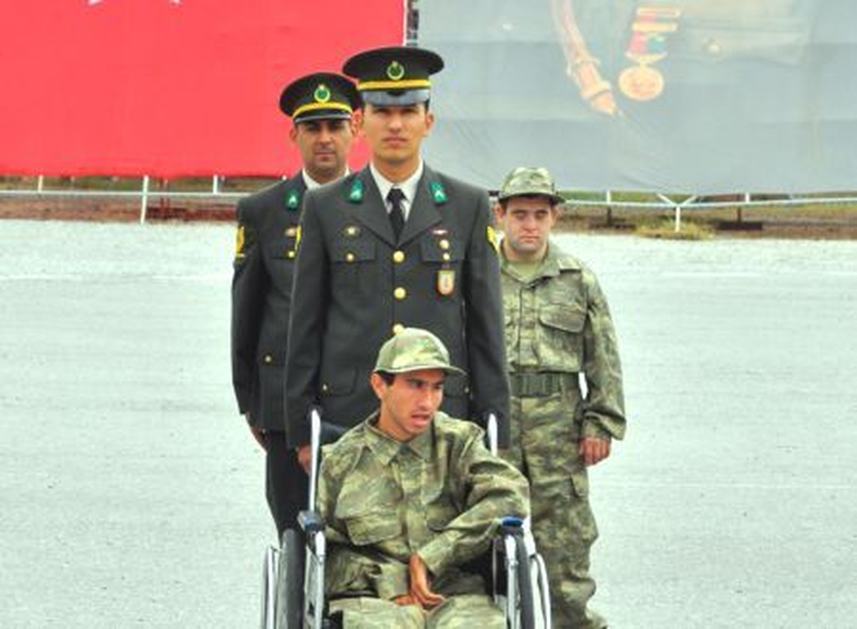 Engellilerin Bir Günlük Askerlik Heyecanı