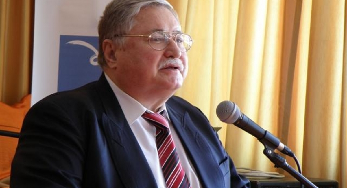 Eski Milli Eğitim Bakanı Öğrencilerle Buluştu