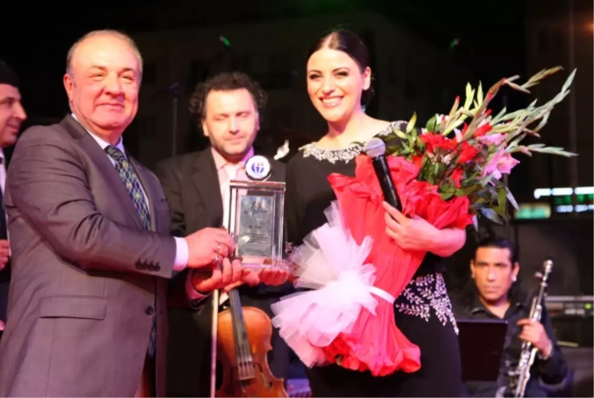 GAÜN'de Zara Rüzgarı Esti
