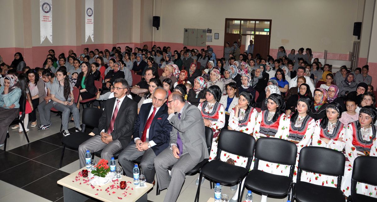 Geleceğin Annelerinden Anneler Günü Programı