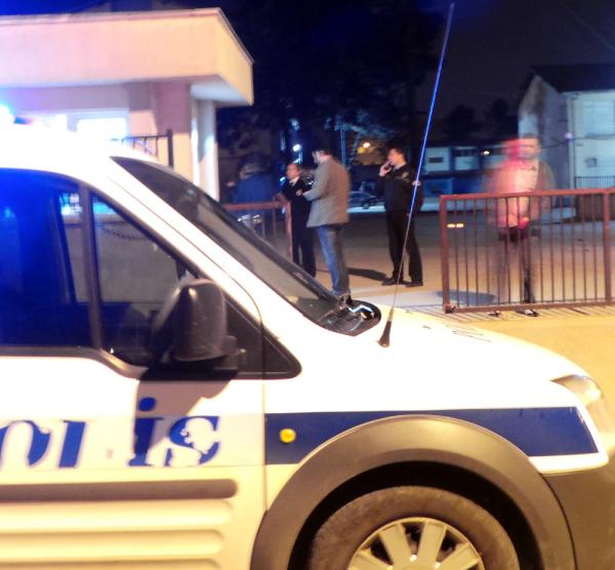 Kız Yurdunda Erkek Paniği!
