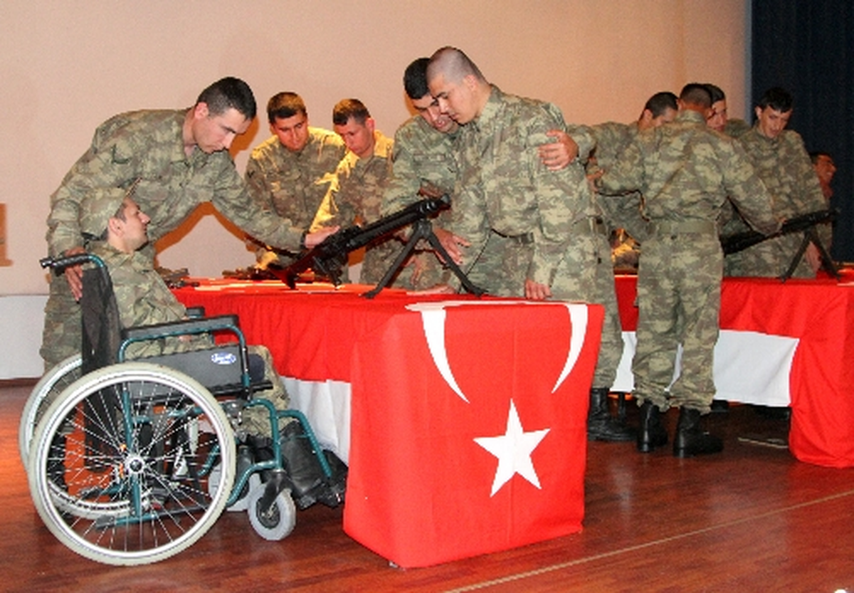 Malatya\'da 13 Engelli Genç, Törenle Yemin Etti