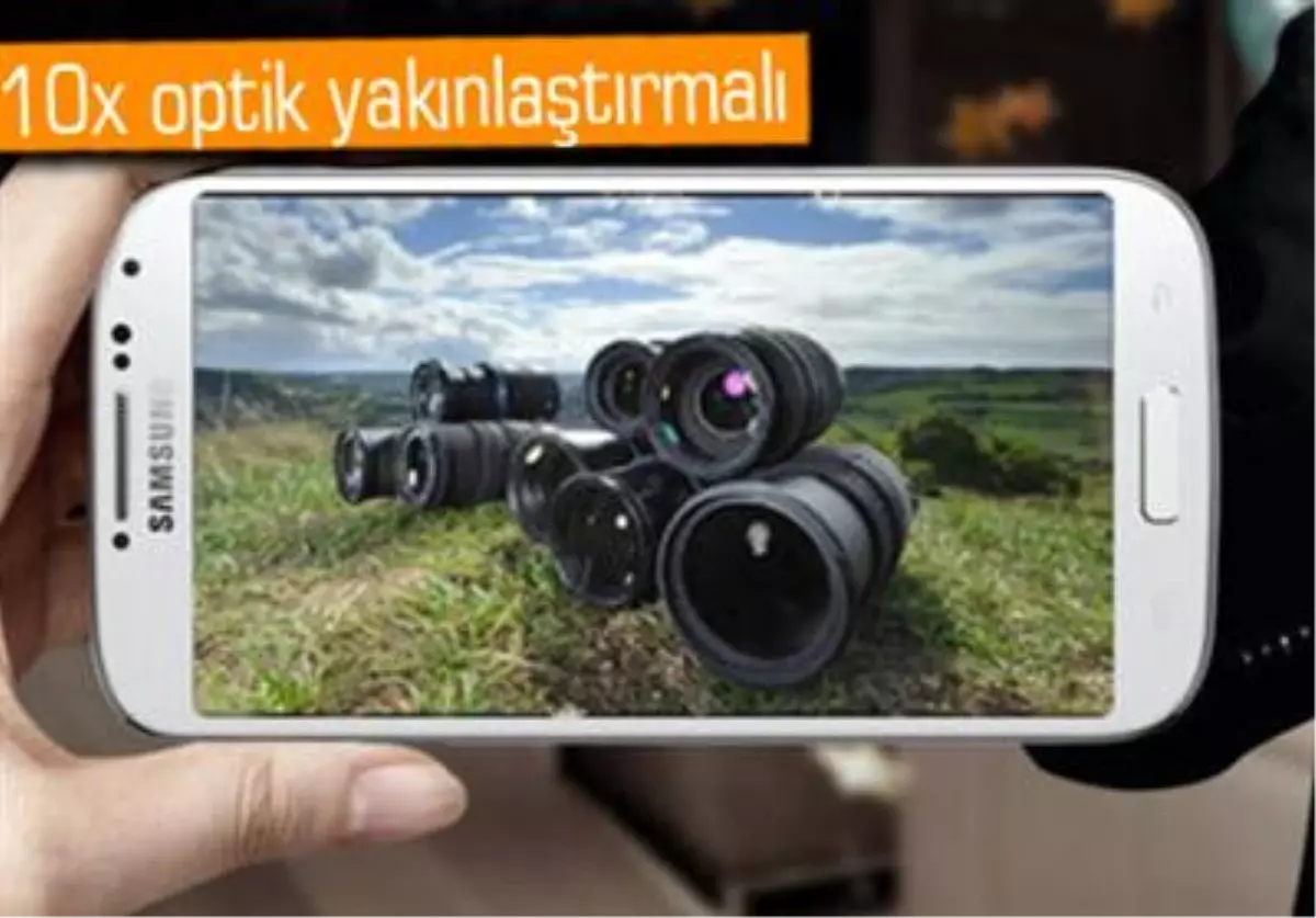 Samsung\'un Kamera Telefonu Galaxy S4 Zoom Geliyor