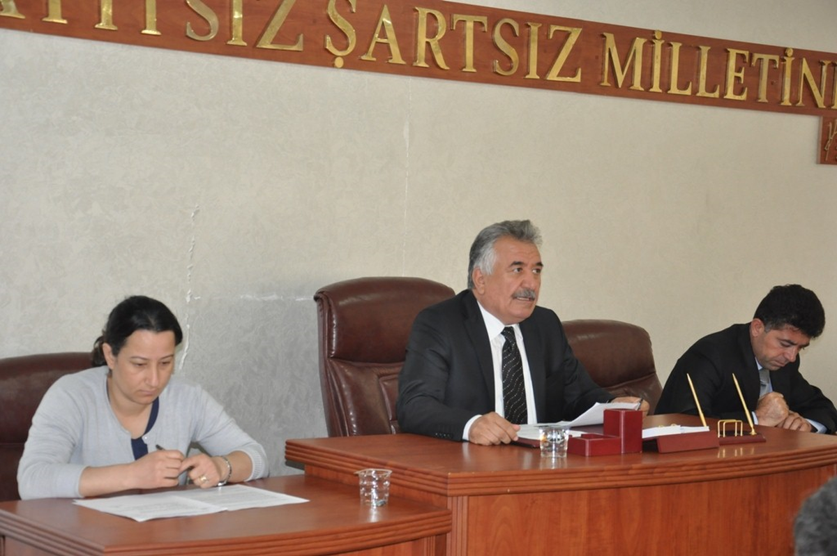 Siirt Belediye Başkanı Sadak\'tan Çekilme Süreci Değerlendirmesi