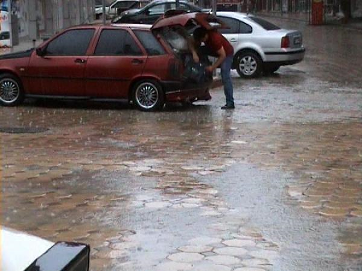Sorgun\'da Sağanak Yağmur