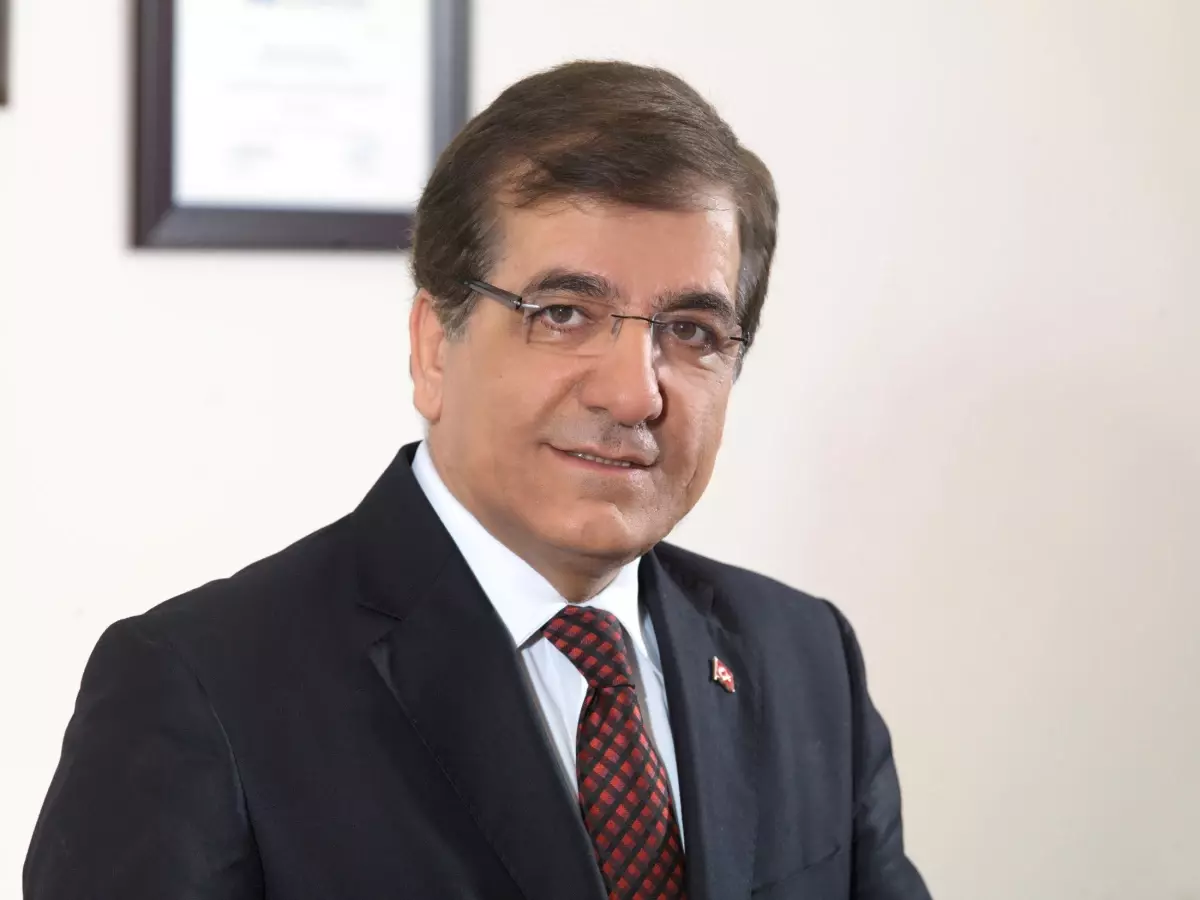 Yalçın\'dan Anneler Günü Mesajı