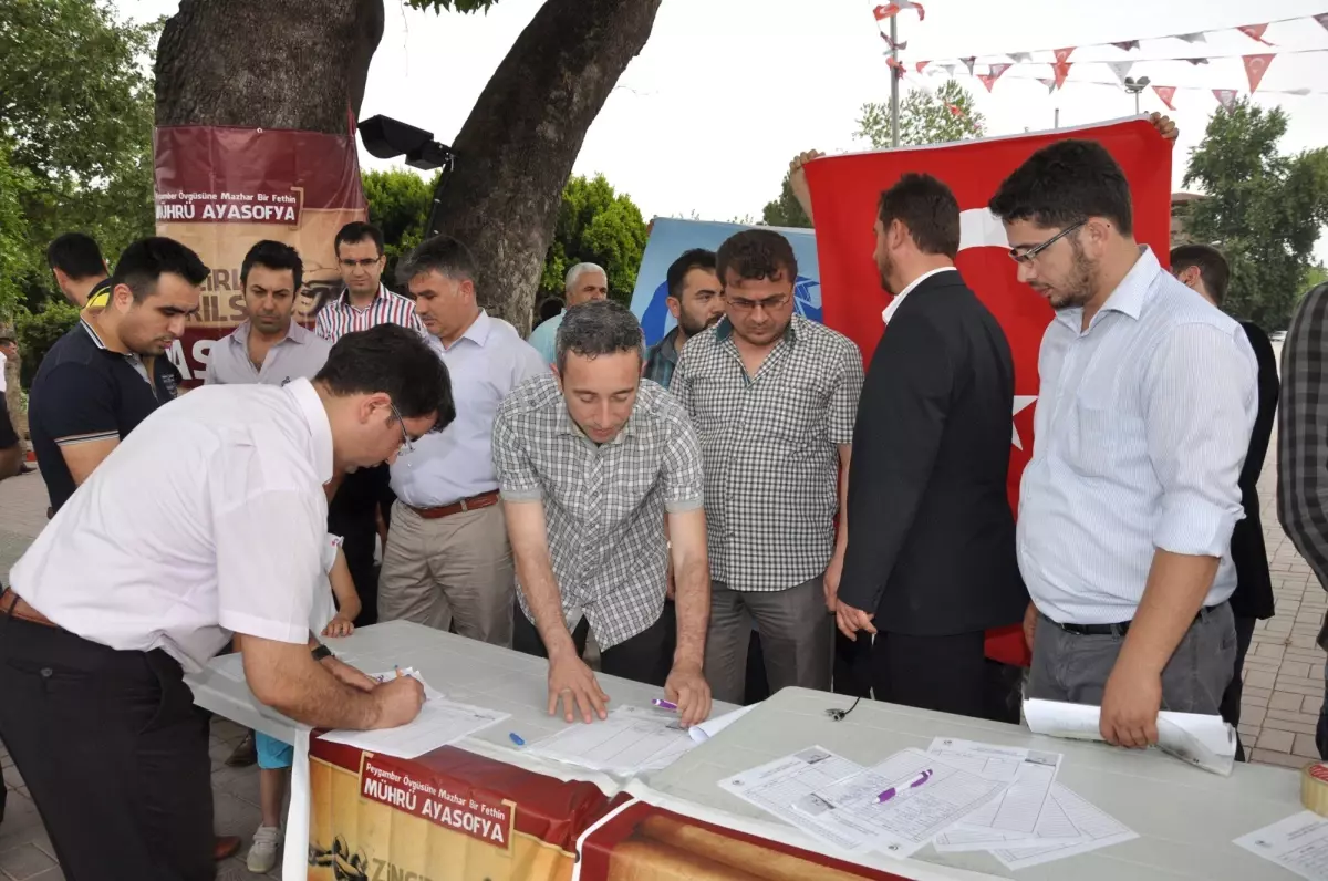 'Zincirler Kırılsın Ayasofya Açılsın' İmza Kampanyasına Destek