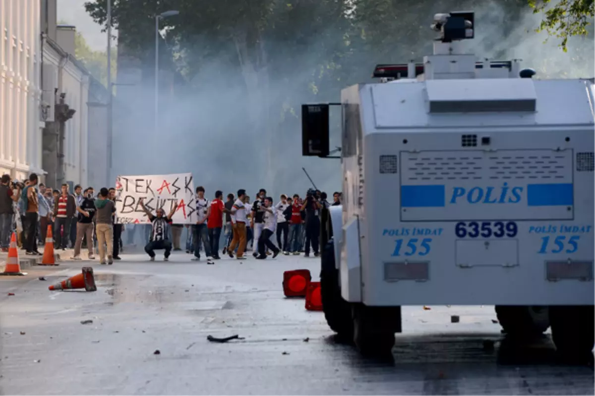 Beşiktaş-Gençlerbirliği Maçı Öncesi Olaylar Çıktı